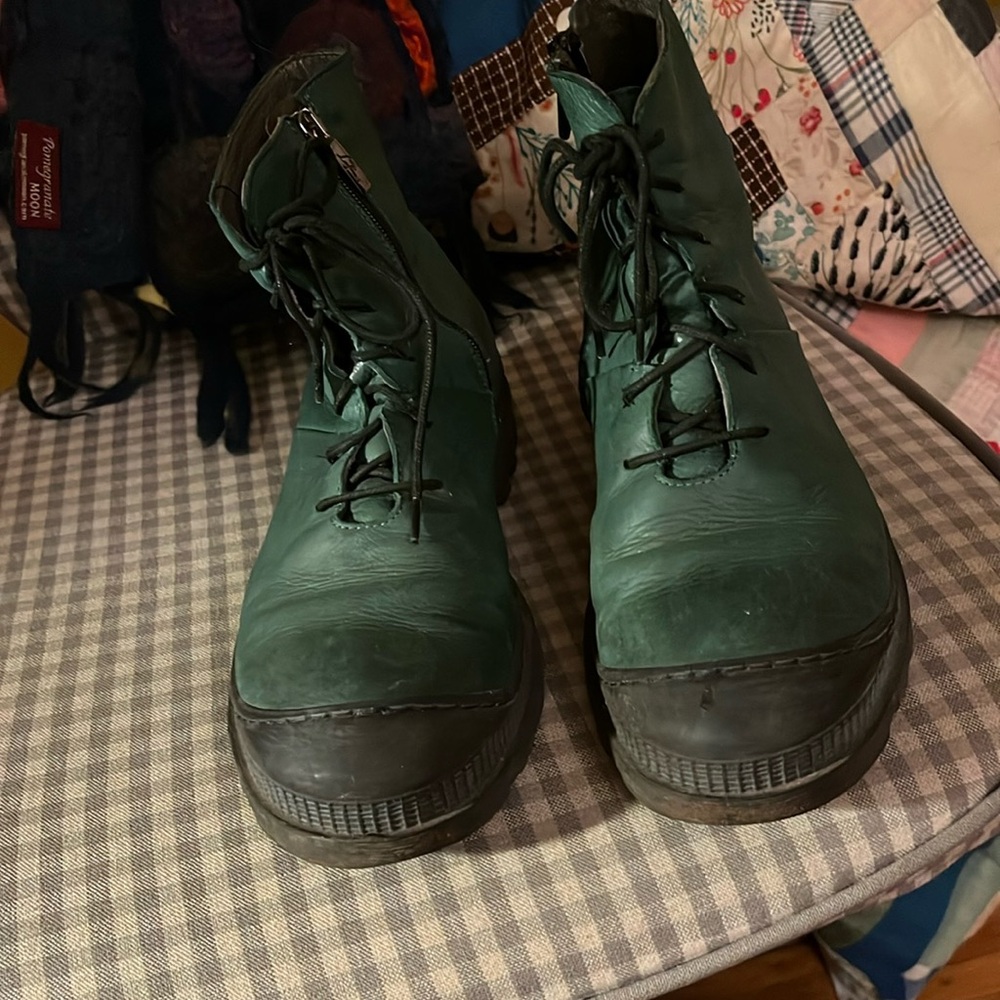 Lofina Agnes ankle boot